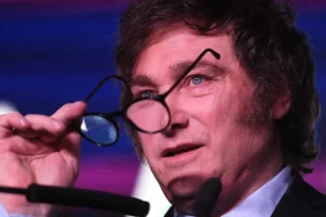 Desde Israel, Milei dio la orden de retirar la Ley Ómnibus: “Para sacar una ley mala, prefiero que no salga”