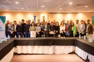 Rechazo a nuevos impuestos municipales y respaldo al RIGI, los planteos del sector minero