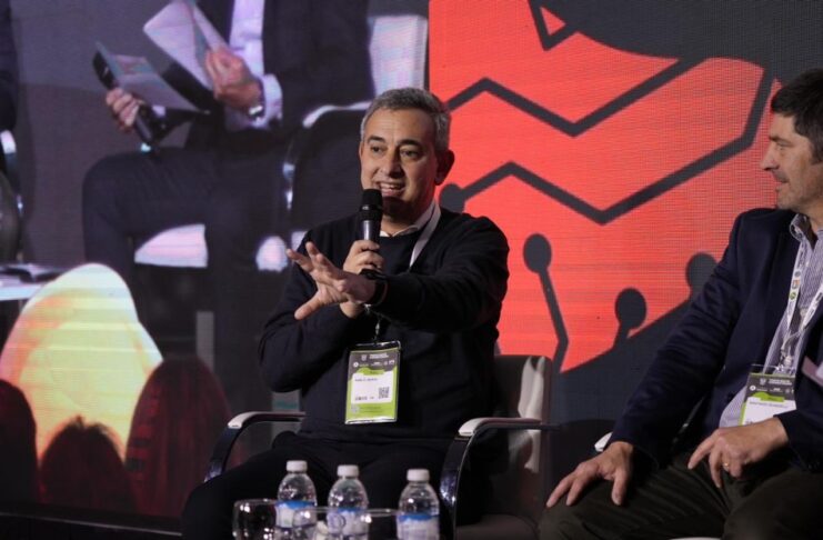 El intendente Javkin: «Argentina será federal cuando piense en el interior que empuja, porque los recursos salen de nuestras regiones»