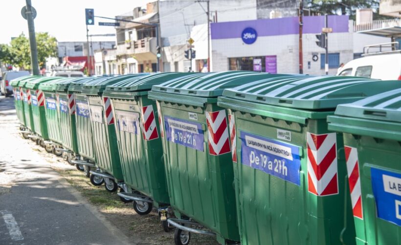 Higiene urbana: el municipio de Rosario instala más de 170 nuevos contenedores en la zona sur de la ciudad