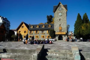 La Corte Suprema confirmó límites a las inspecciones privadas para cobrar tasas municipales en Bariloche