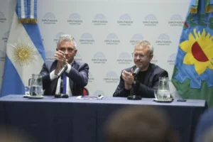 Valenzuela encabezó con Pareja la presentación de avances de la Mesa de Municipios Inteligentes