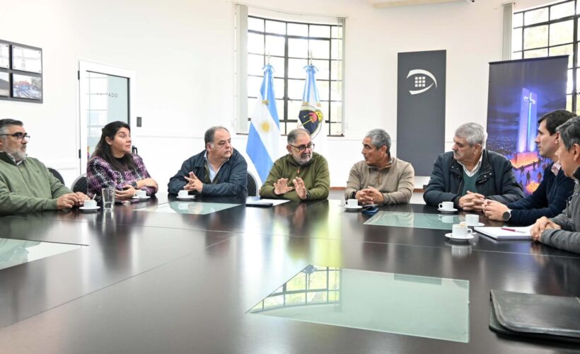 El intendente de San Salvador de Jujuy recibió a representantes del Colegio de Ingenieros para avanzar en proyectos de urbanización
