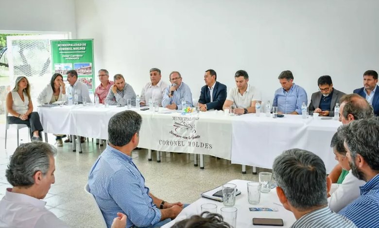 El Gobierno de Salta reunió a intendentes y legisladores del Valle de Lerma para analizar el Presupuesto 2027