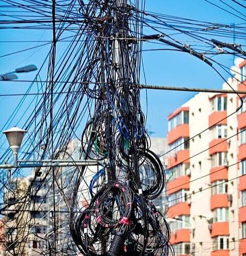 Santa Fe aprobó una ordenanza para ordenar el cableado aéreo y avanzar hacia el soterramiento