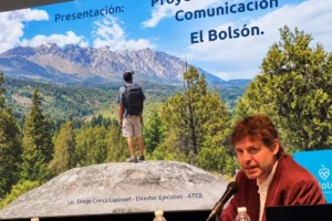 Polémica en El Bolsón: el nuevo CEO de Turismo cobra más que el Intendente y vive en Buenos Aires