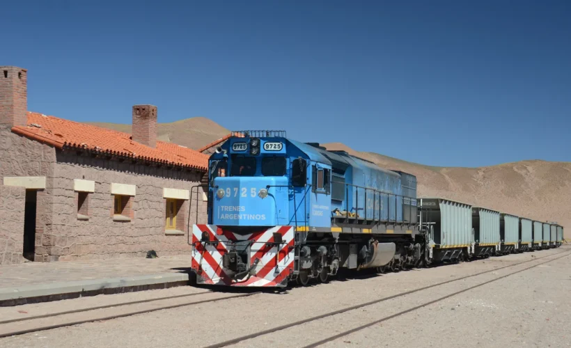 Salta necesitará un tren capaz de mover 1,35 millones de toneladas para abastecer a la minería en 2045